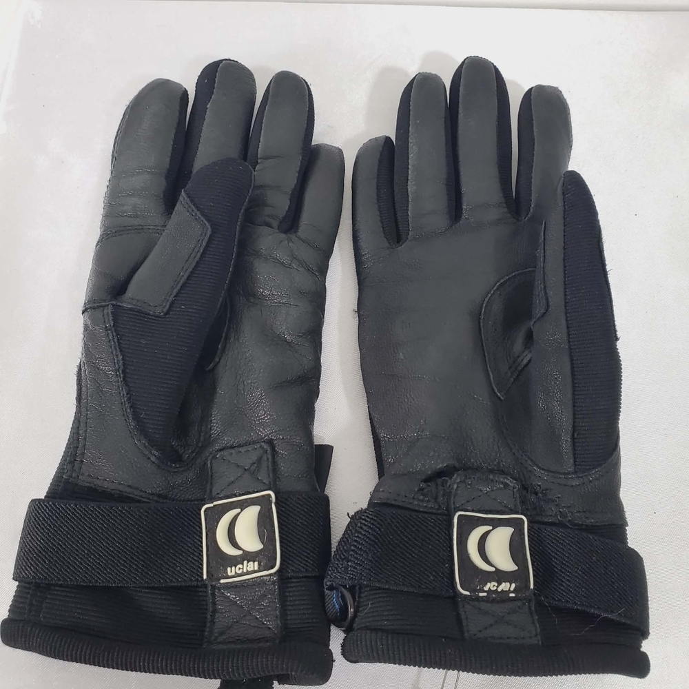 Auclair Women's Skater Windproof Winter Gloves Black Size S